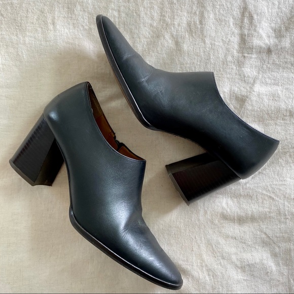 Zara 100% Leather Low Ankle Boot - Picture 2 of 9